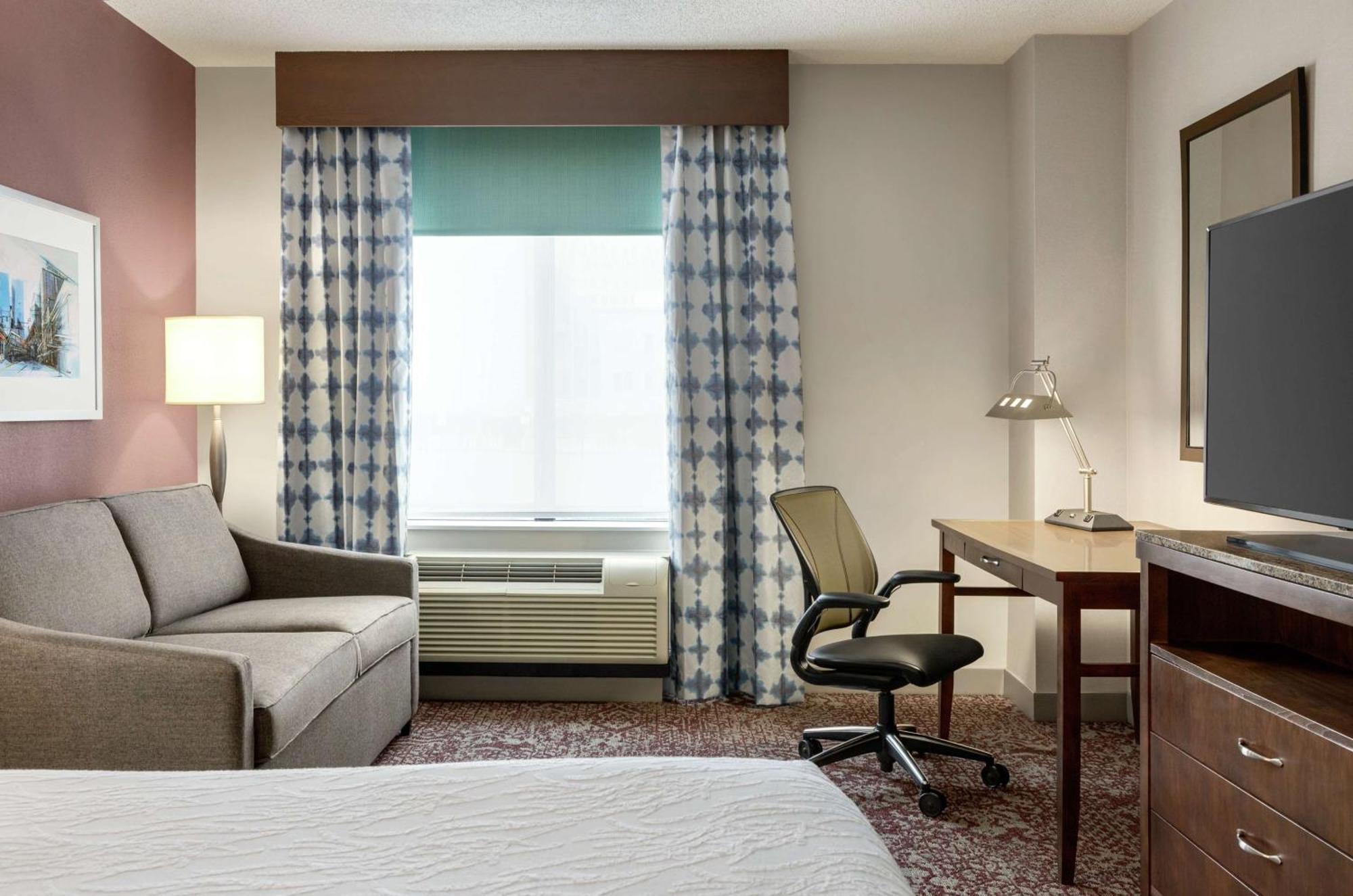 Hilton Garden Inn Louisville Downtown Exterior foto